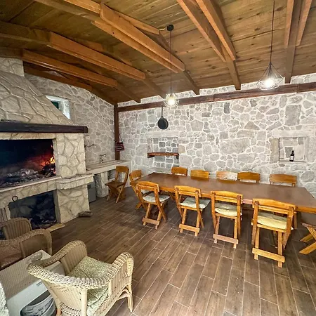 Villa Stonehouse