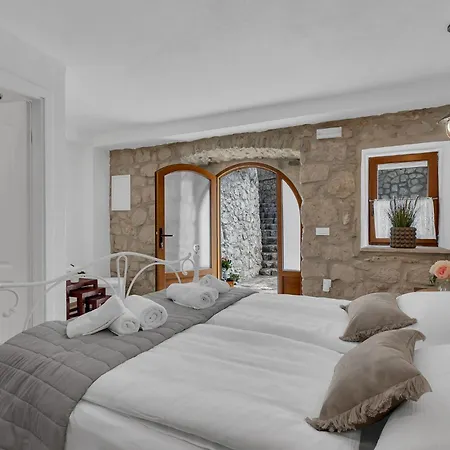 וילה Stonehouse