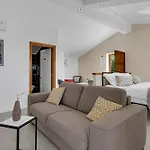 Stonehouse Makarska