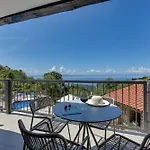 Villa Stonehouse *