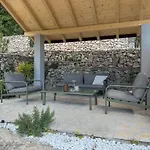 Villa Stonehouse